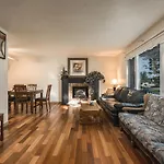H-Home By Deerfoot City